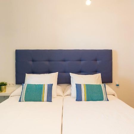 Apartamento El Sol de Poniente: a 1 minuto de la playa, piscina, parking Málaga Exterior foto