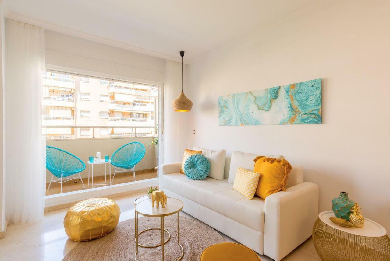 Apartamento El Sol de Poniente: a 1 minuto de la playa, piscina, parking Málaga Exterior foto