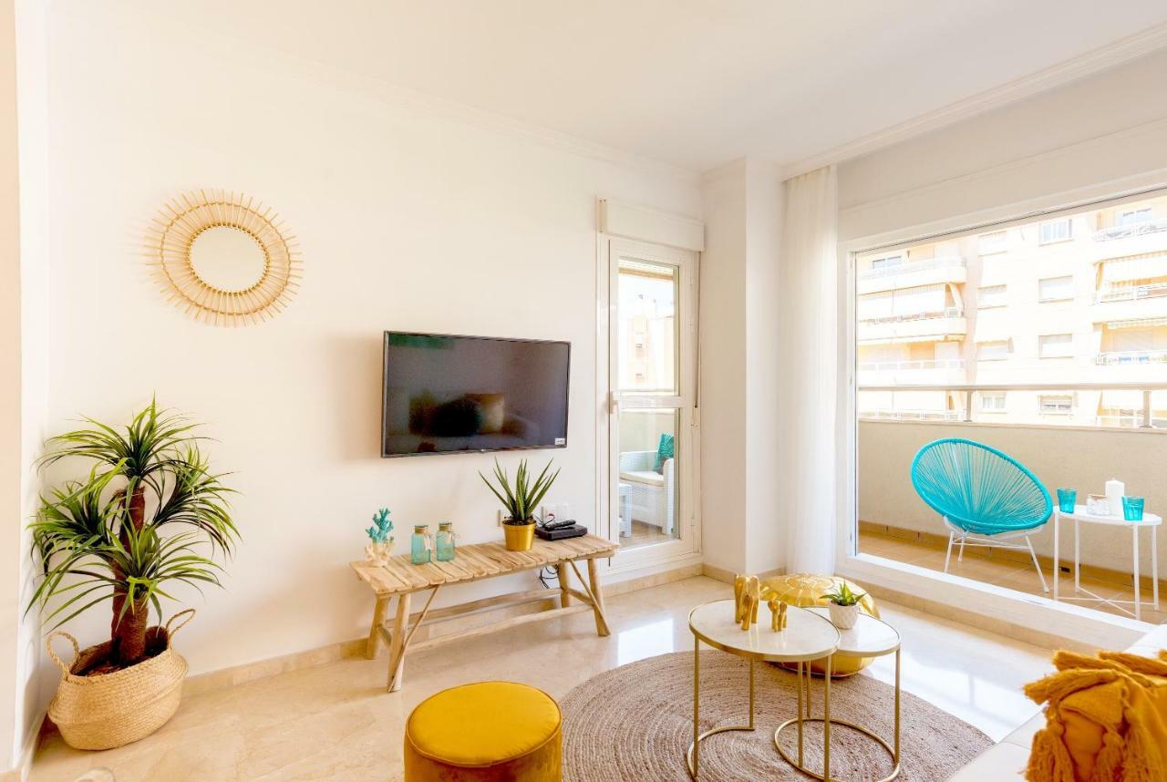 Apartamento El Sol de Poniente: a 1 minuto de la playa, piscina, parking Málaga Exterior foto