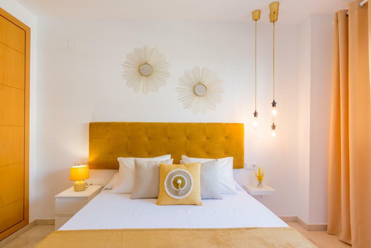Apartamento El Sol de Poniente: a 1 minuto de la playa, piscina, parking Málaga Exterior foto